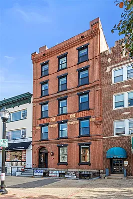 Rented by null | media 5