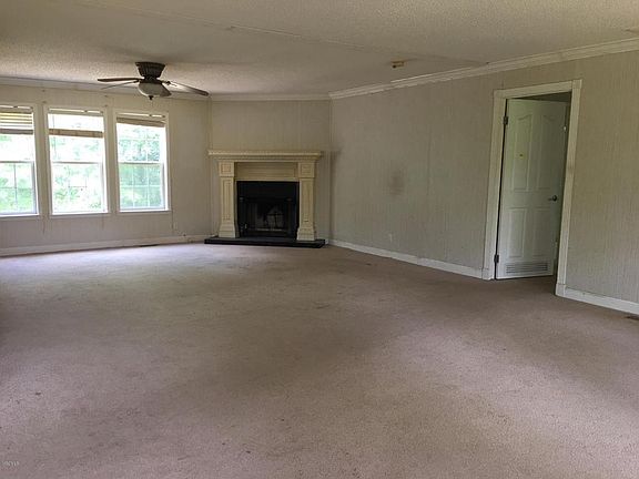 4th image of 20731 Yankee Town Rd