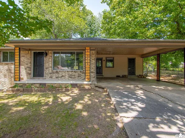 1025 Oakhurst Dr, Jacksonville, AR 72076