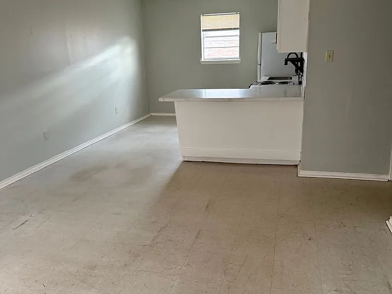 207 S Sugar Rd — Photo 7