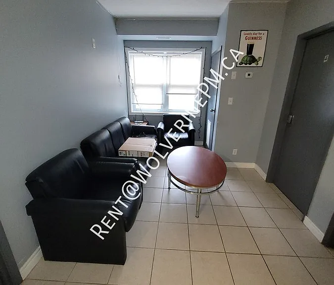 253 Lester St #302 — Photo 24