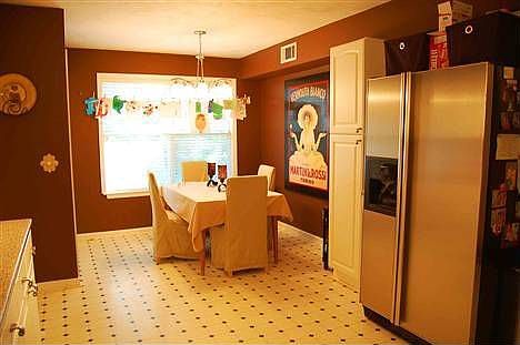 5th image of 3521 Clifden Dr