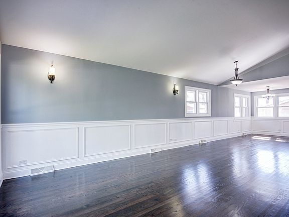 4th image of 9224 S Parkside Ave