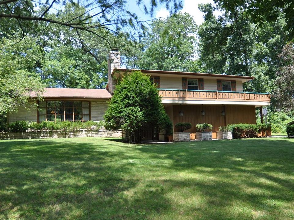 1st image of 6355 Woodlea Dr