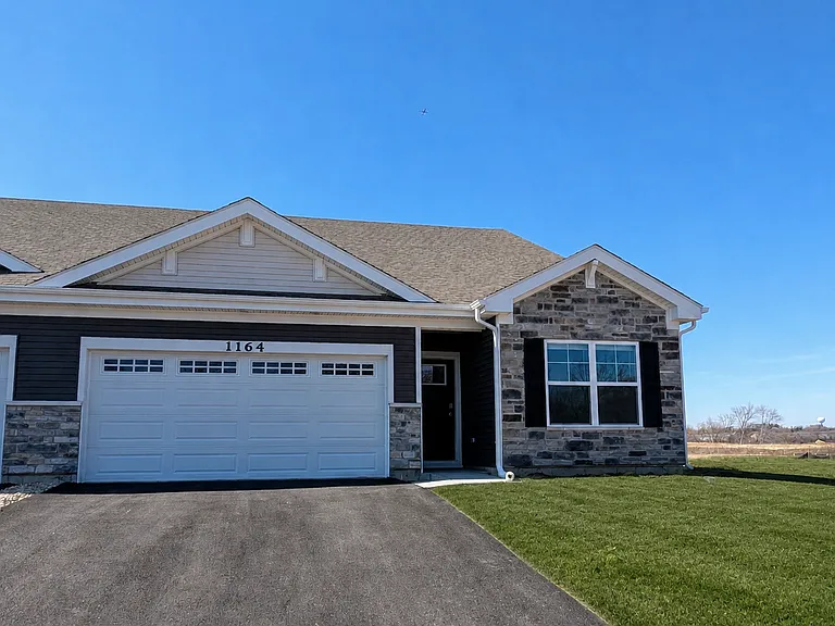 1164 Wood Lily Ln — Photo 1