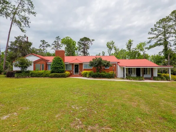 94 W Thigpen Ave, Lakeland, GA 31635