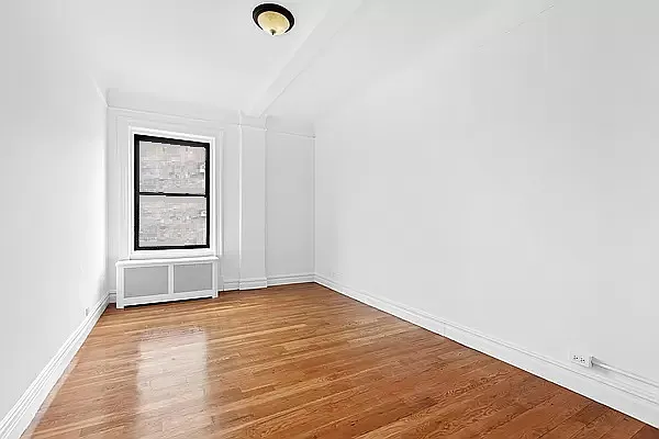 Rented by Corcoran | media 14