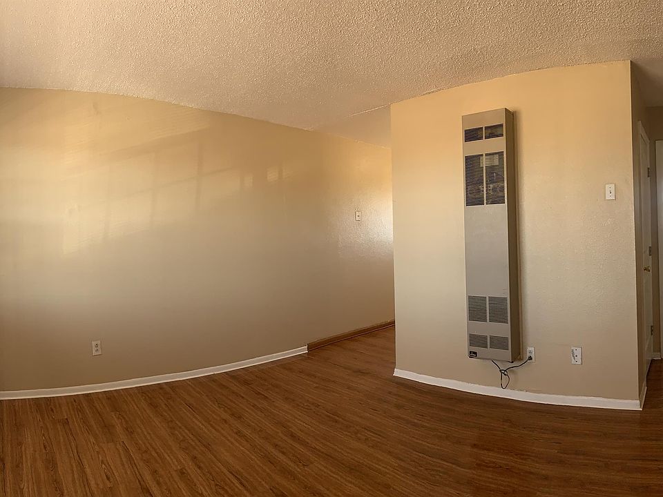 1st image of 3525 Sheridan St #10710759
