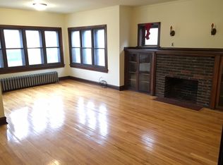 10 E Gorham St #16213432, Madison, WI 53703
