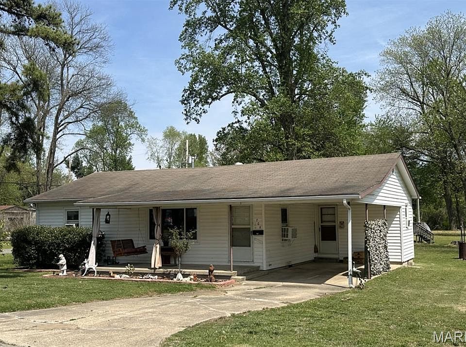1st image of 708 N Hickory St
