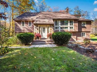 85 Forge Dr, Avon, CT 06001