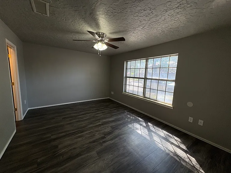 1541 S Alabama St — Photo 5