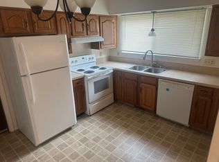 4331 Gull Rd, Lansing, MI 48917