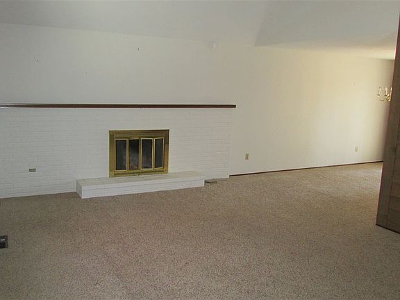 3rd image of 12824 E 25th Ave