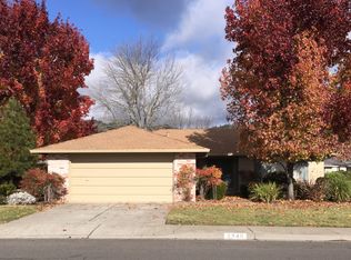 8940 Oak Trail Dr, Santa Rosa, CA 95409