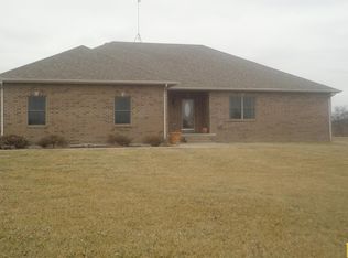 28607 Quisenberry Rd, Sedalia, MO 65301