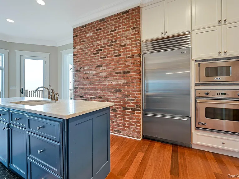 580 Lloyds Ln — Photo 14