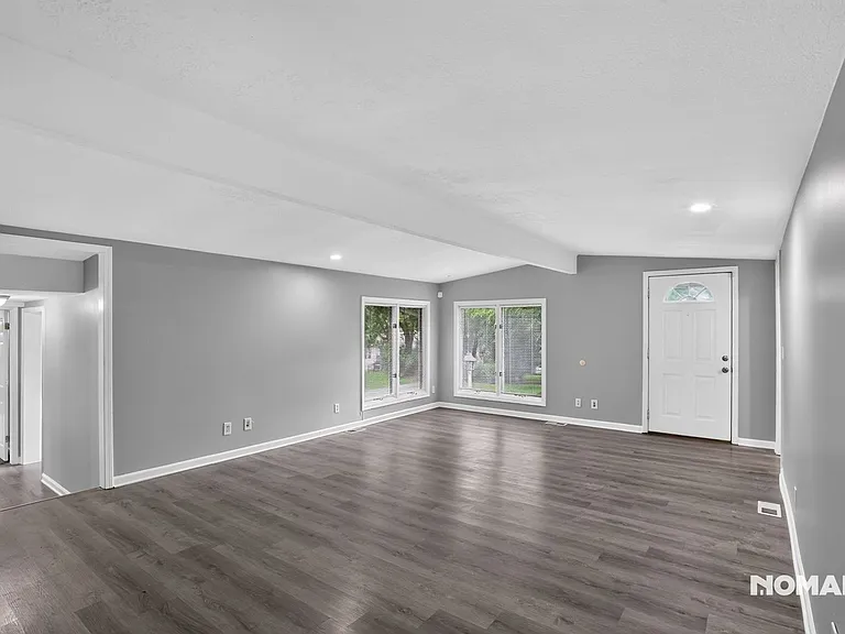 420 E Aberdeen St — Photo 14