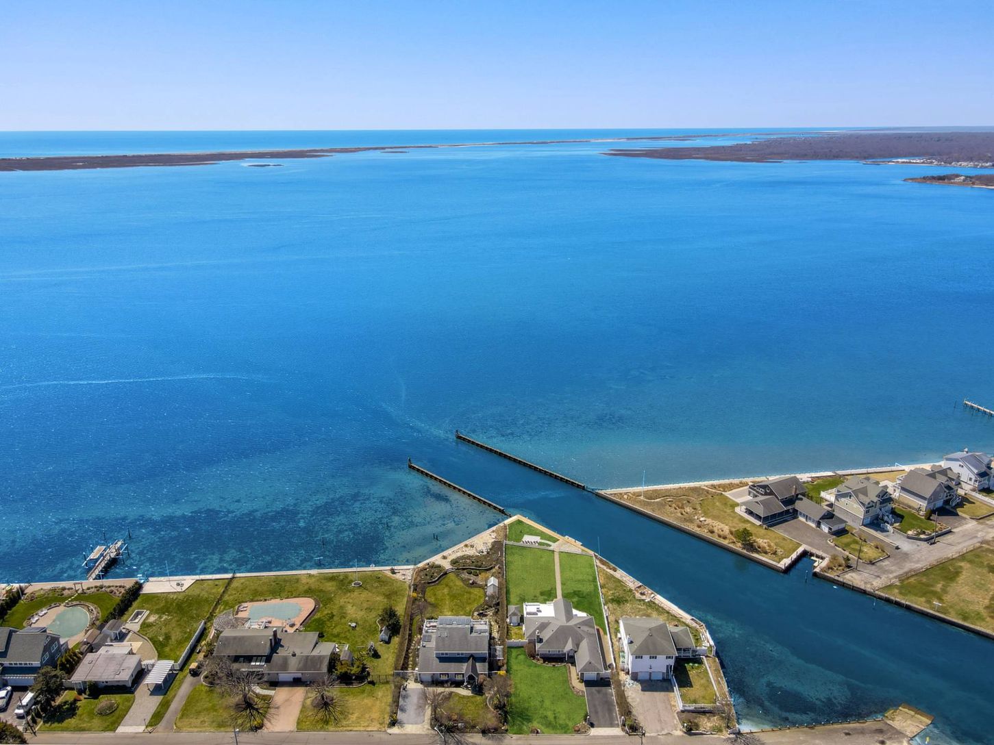  ALL NEW Hamptons Style Bayfront Getaway