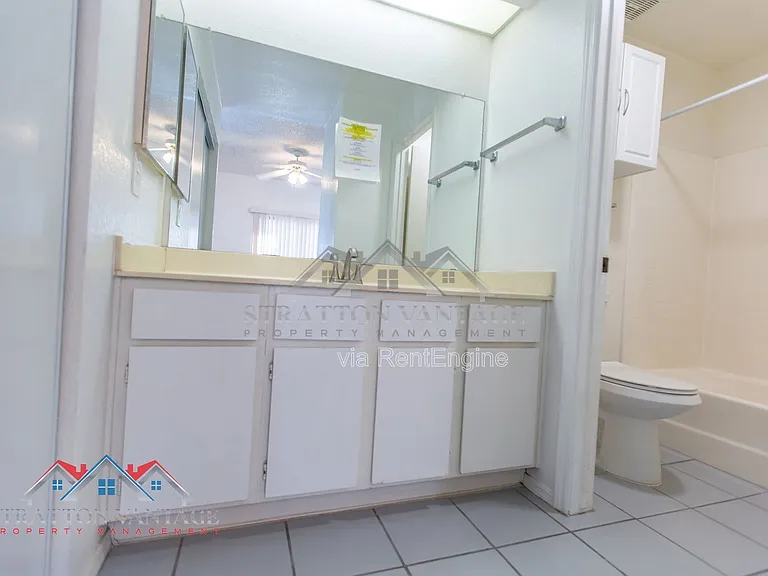 2035 S Elm St #110 — Photo 26