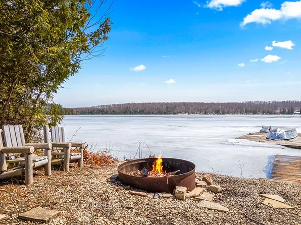 48 Maple Dr, South Bruce Peninsula, ON N0H 1A0