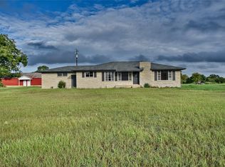927 E State Highway 237, Fayetteville, TX 78940