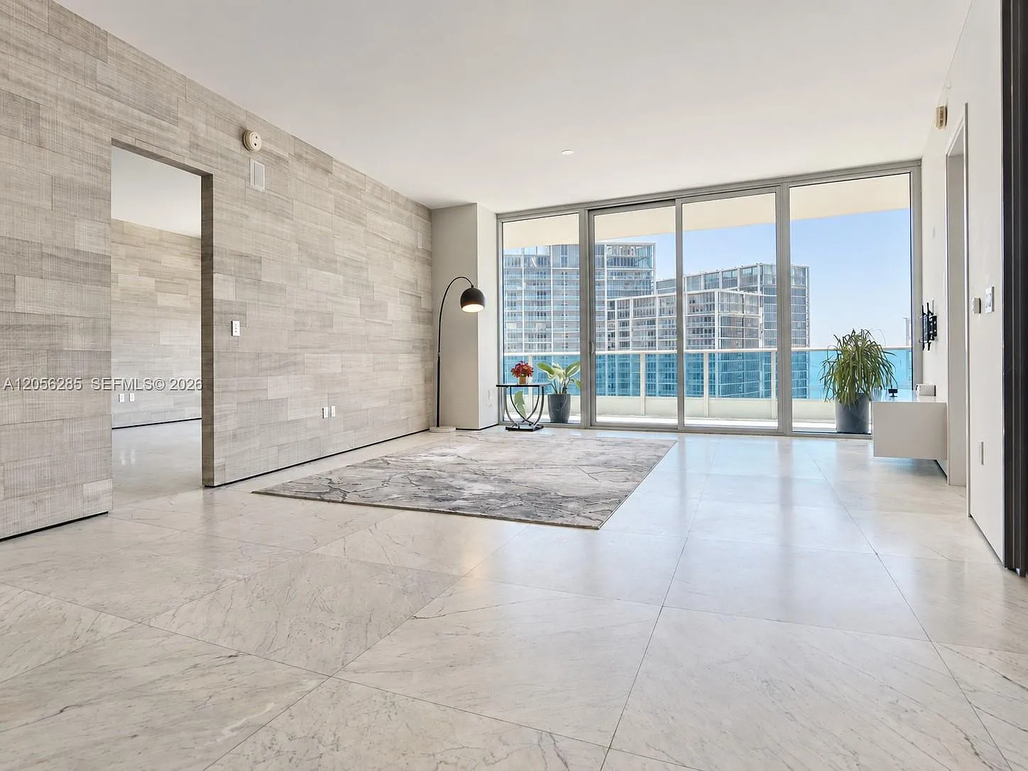 Epic West Condo — Photo 3