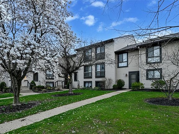 2nd image of 6300 Greenwood Pkwy APT 202
