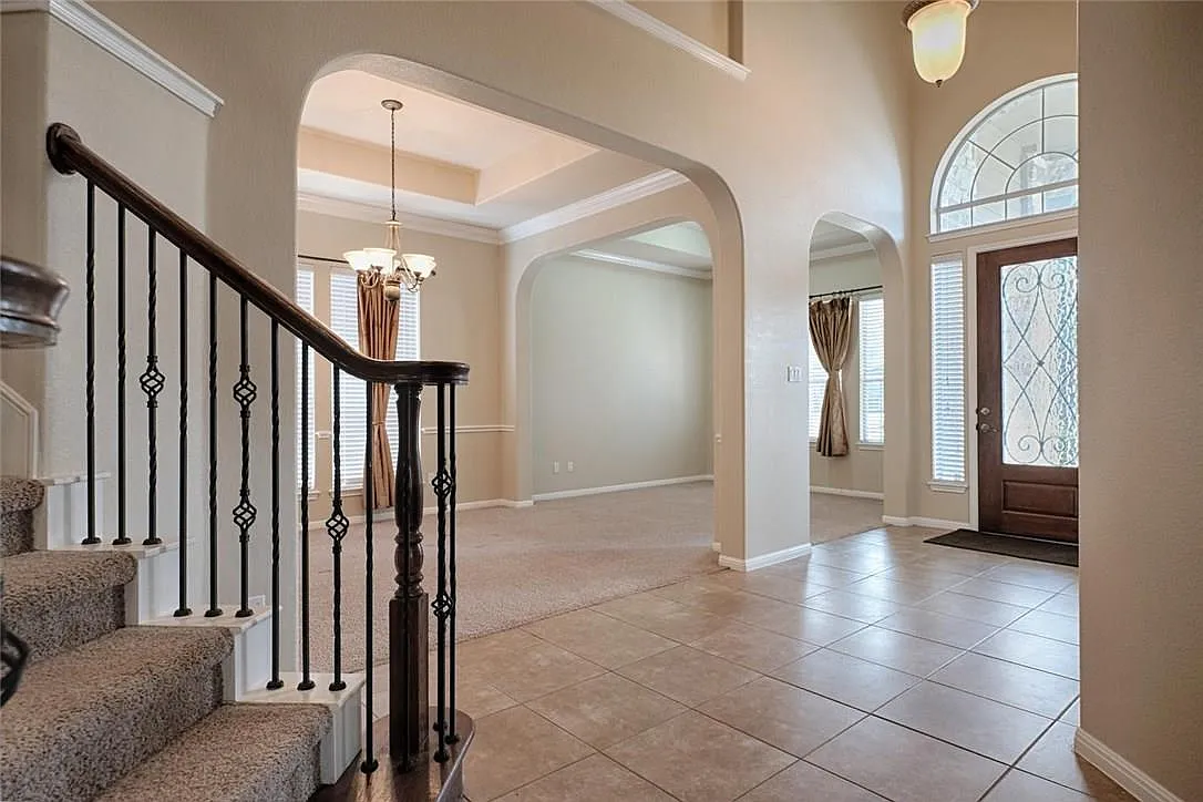 4 bed, 3.5 bath, 3532 sqft, $3,500 — Photo 4