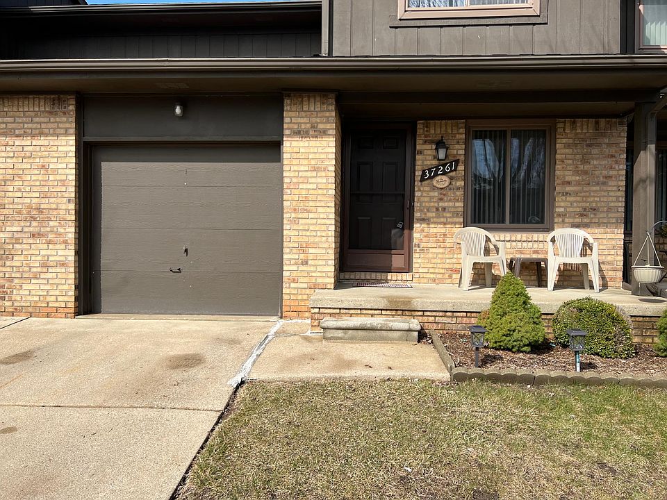 1st image of 37261 Clubhouse Dr #153