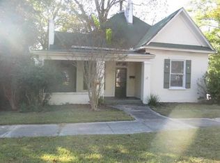2527 P South Dr, Meridian, MS 39301
