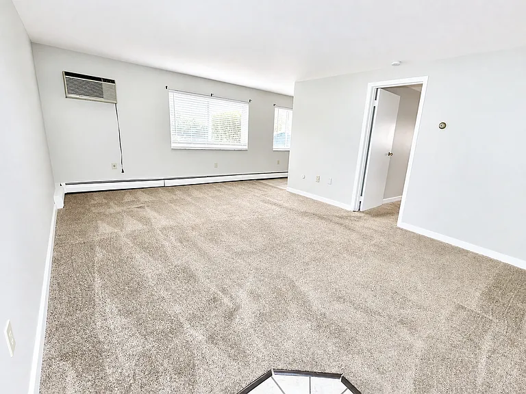 1BR (Unit 18)