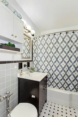 Sold by Level Group | media 12