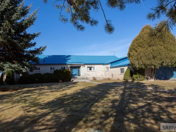 690 E 1400 N, Shelley, ID 83274