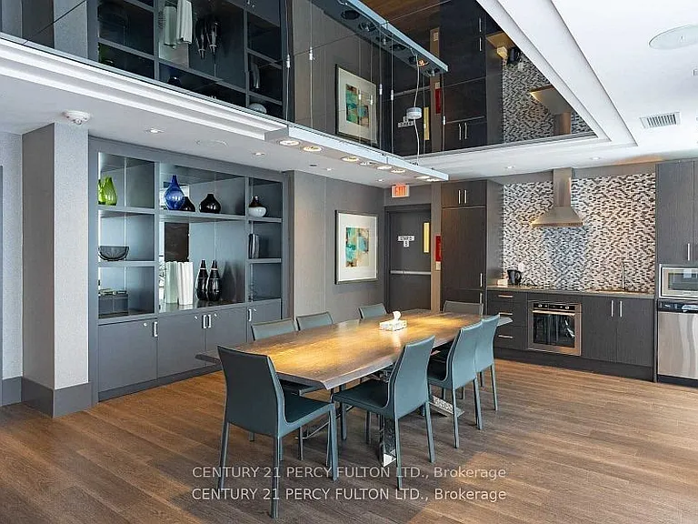 297 College St #1507 — Photo 21
