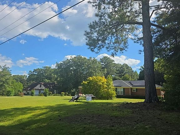 2nd image of 6764 Columbus Rd