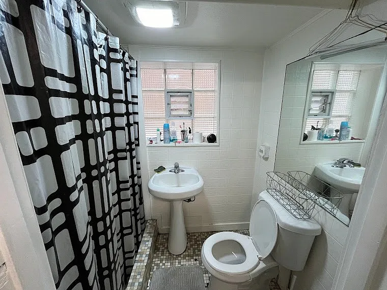 5126 W Cullom Ave #G — Photo 7