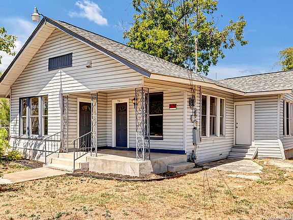 2nd image of 2811 W Travis