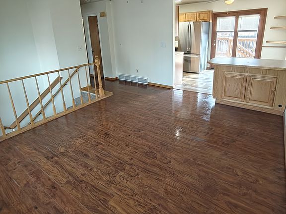 5th image of 2842 16th Ave