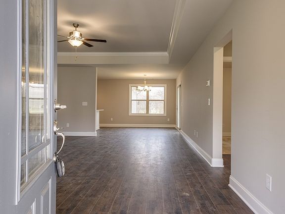 5th image of 162 Odie Ray St #A