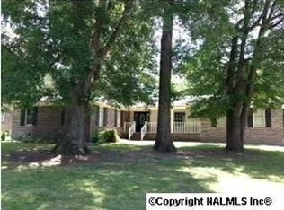4019 Southpoint Cir N, Gadsden, AL 35907