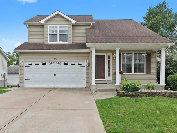 2743 Brookrun Dr, Belleville, IL 62221