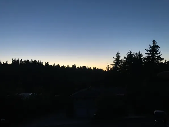 3481 79th Ave SE, Mercer Island, WA 98040