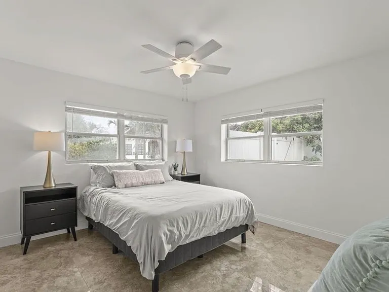 415 Hibiscus Trl — Photo 16