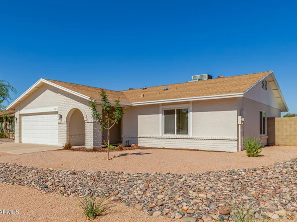 2210 N LOS ALTOS Drive, Chandler, AZ 85224