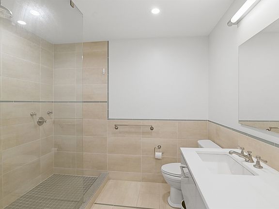 2nd image of 45 Province St APT 1105
