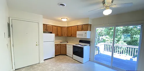 807 Rainbow Dr #4 Photo 1