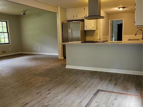5th image of 7531 Fielder Rd