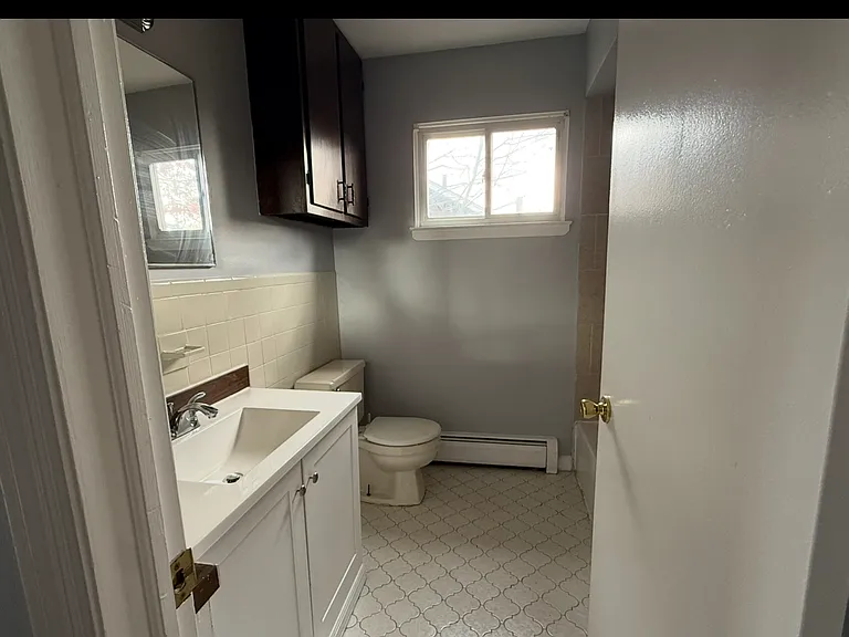 710 Central Ave — Photo 6