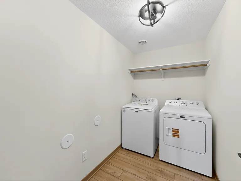2412 Hadley Hills Dr NE — Photo 32